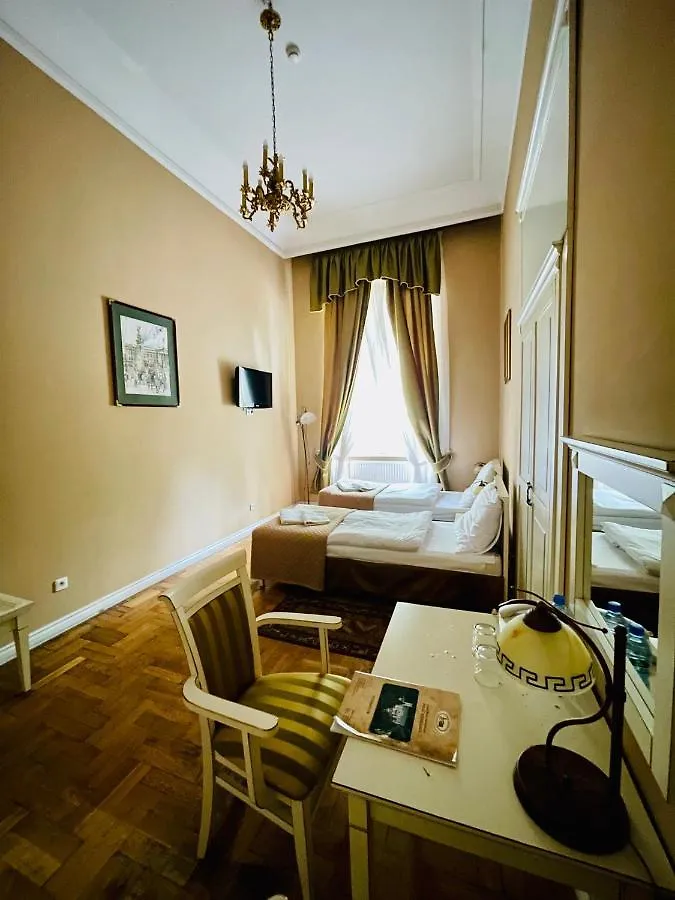 Palac Biedrusko Hotell Poznań 3*,