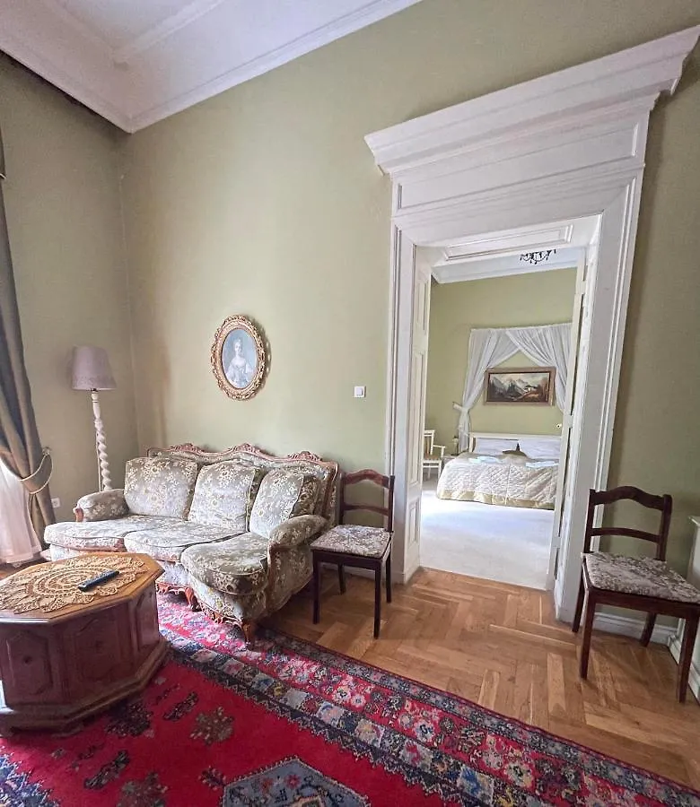 Palac Biedrusko Guest House 3*, Poznan Poland